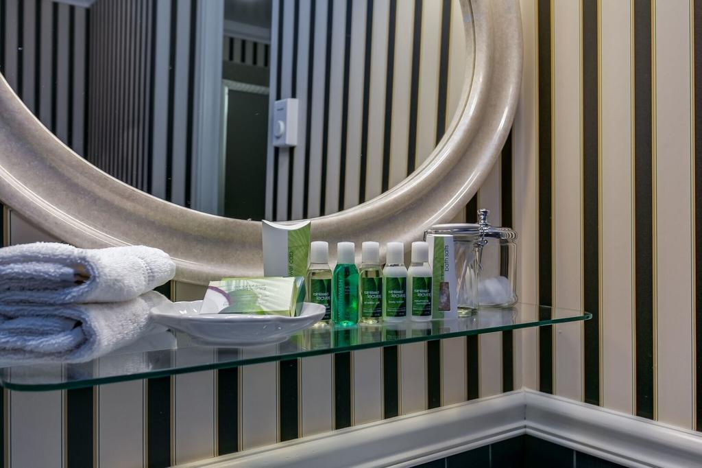 George House Heritage Bed And Breakfast Дилдо Экстерьер фото
