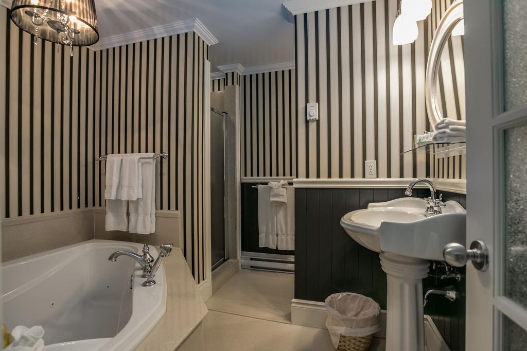George House Heritage Bed And Breakfast Дилдо Экстерьер фото